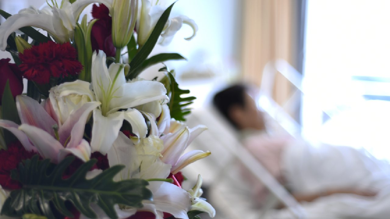 Can I visit my loved one in hospital even if they don’t have coronavirus?