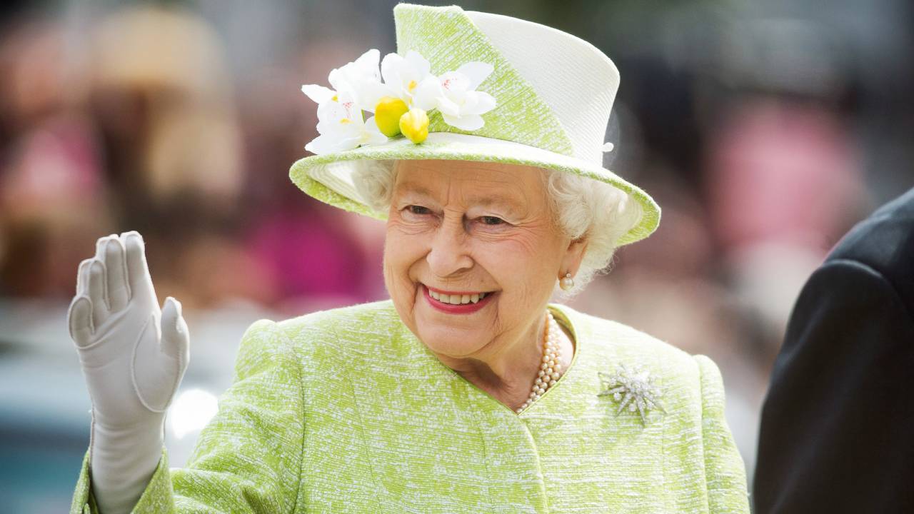 Queen Elizabeth celebrates 94th birthday with beautiful tributes