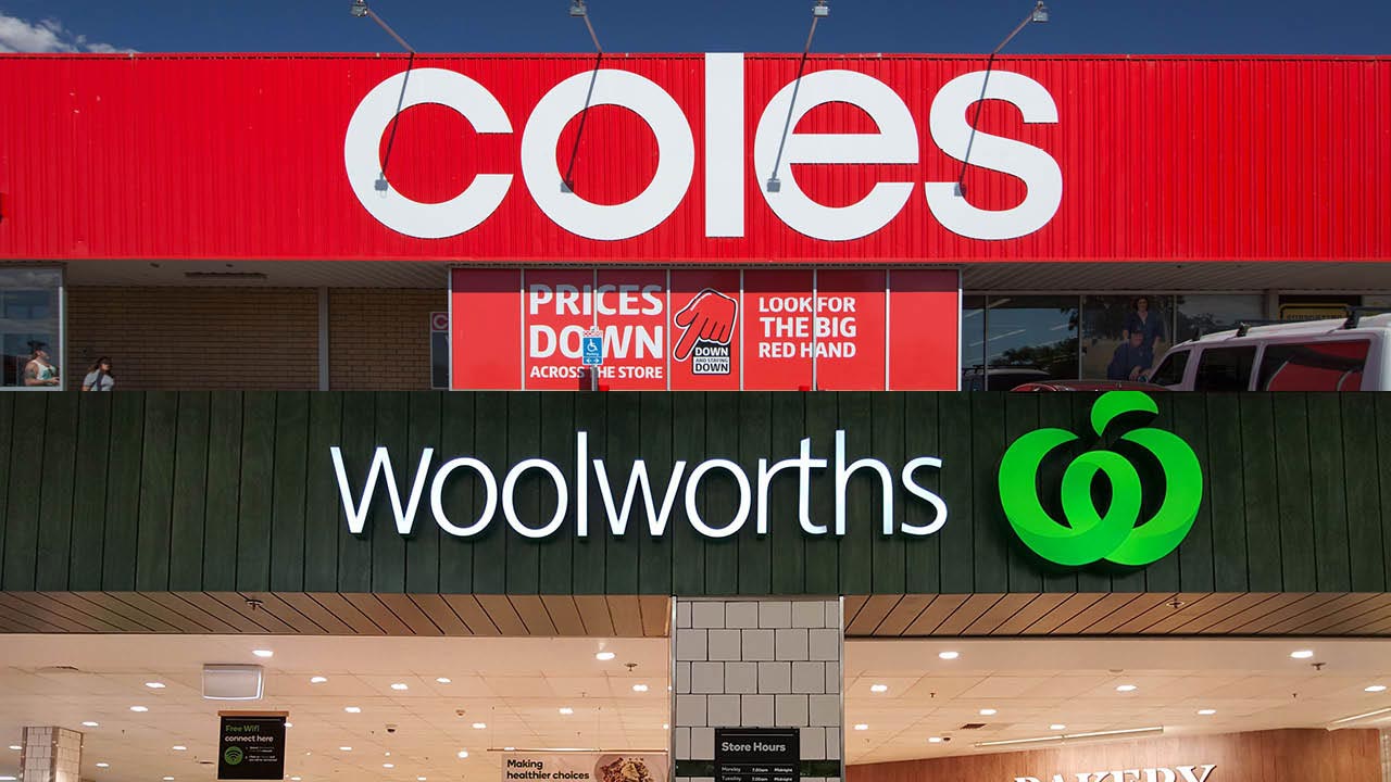 Coles and Woolworths to reopen delivery and pick-up services | OverSixty