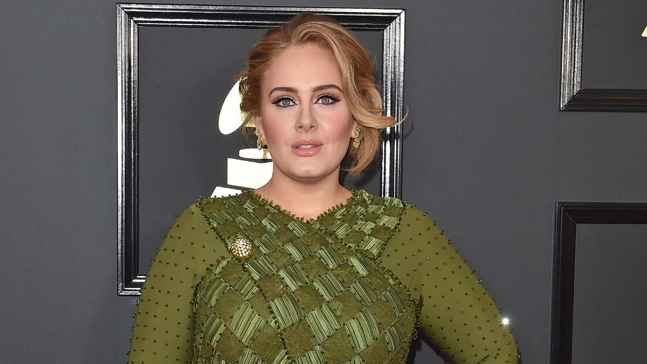 Adele shows off dramatic weight loss in new snaps