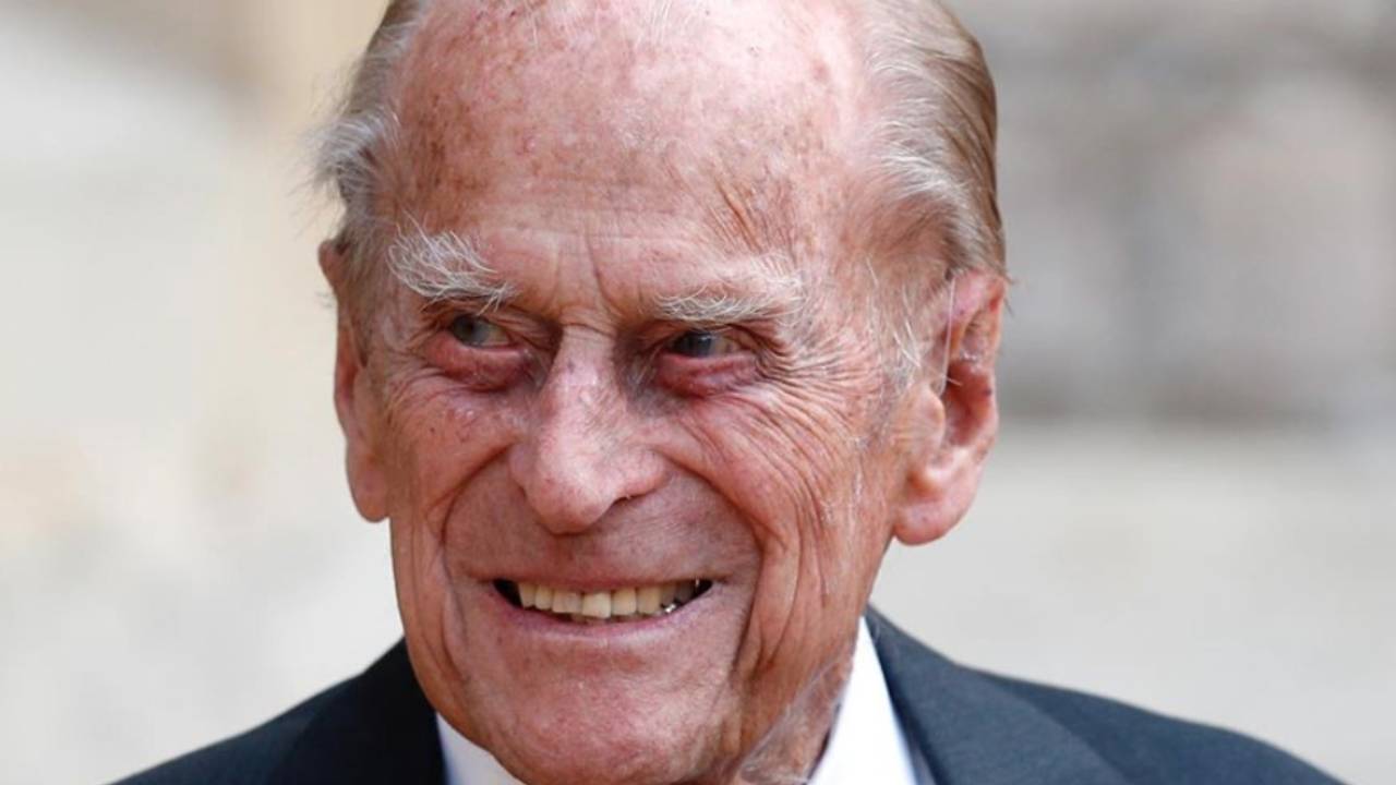 Prince Philip steps out of retirement to make rare public appearance