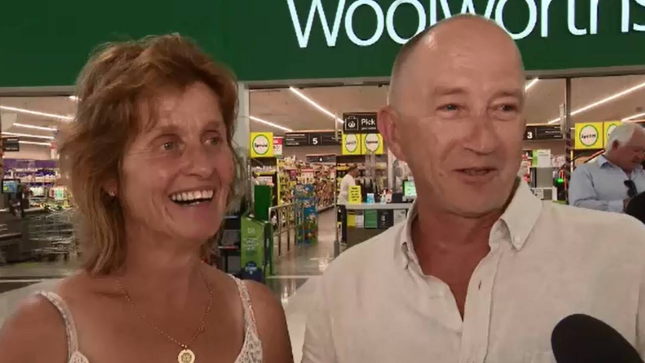 Couple wed in surprise ceremony outside Woolworths