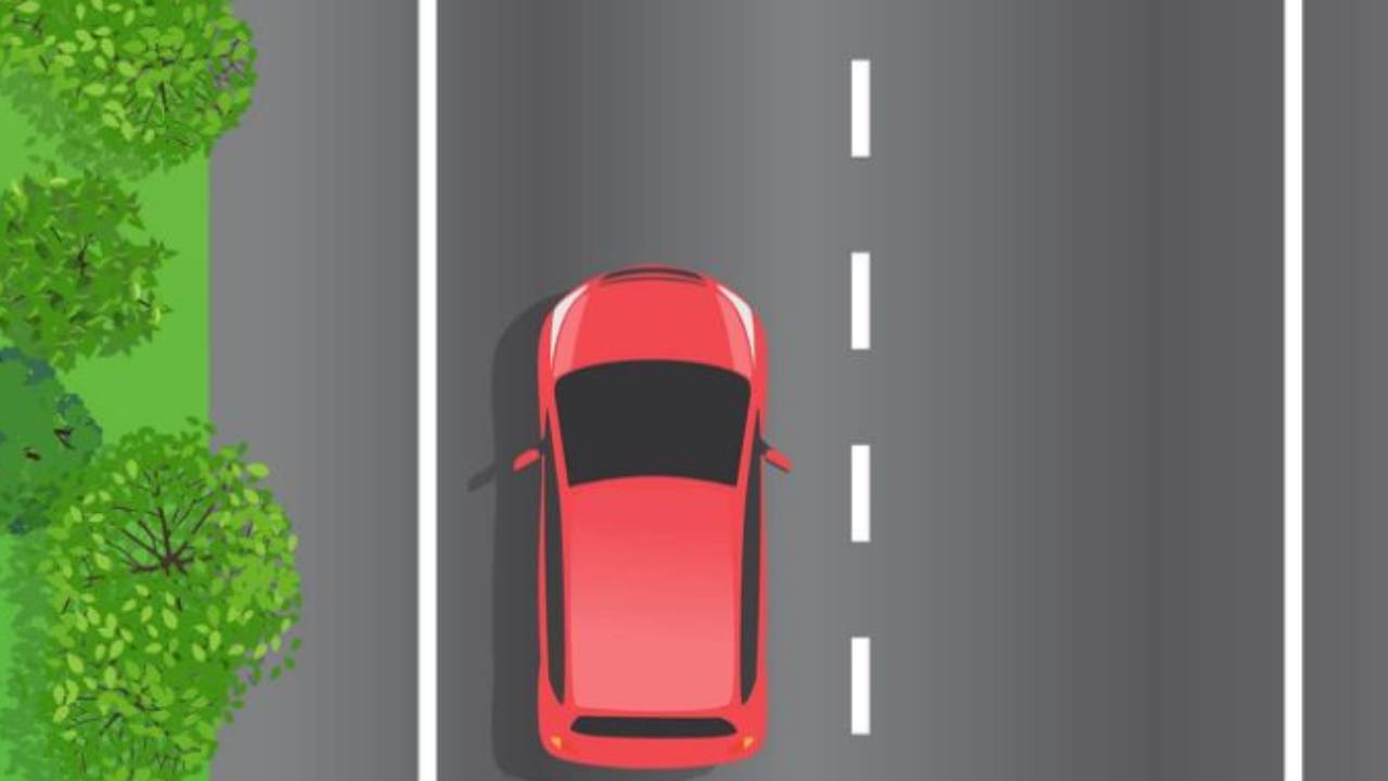 Drivers left scratching their head by obscure road rule question