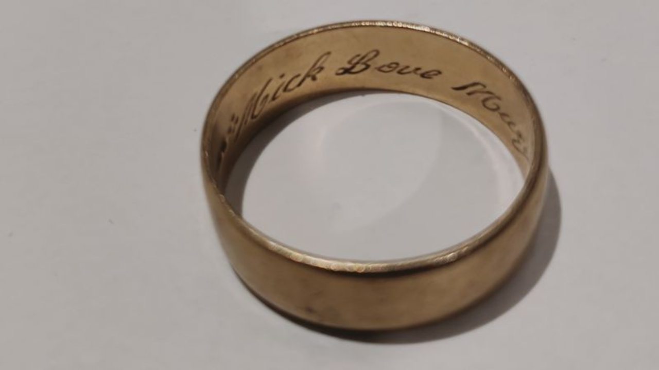 Lost wedding ring looking for its owner 20 years later