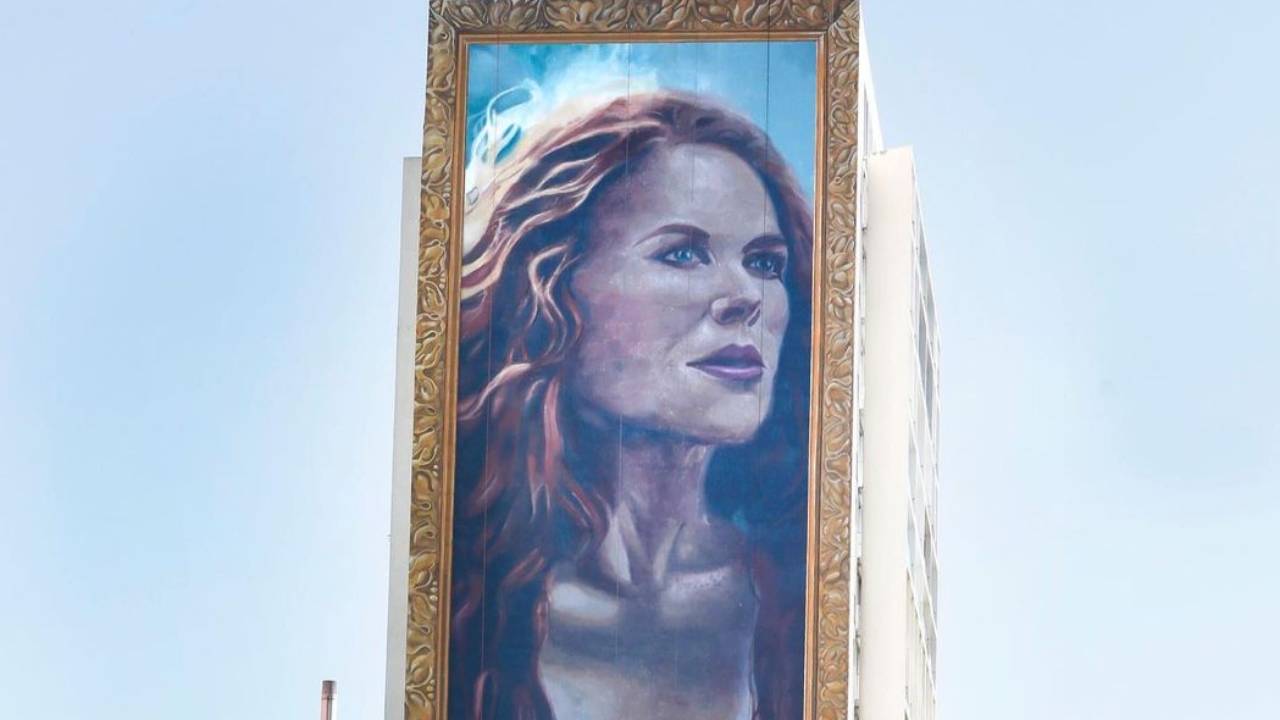 Nicole Kidman overjoyed as 18-storey portrait is unveiled in Sydney