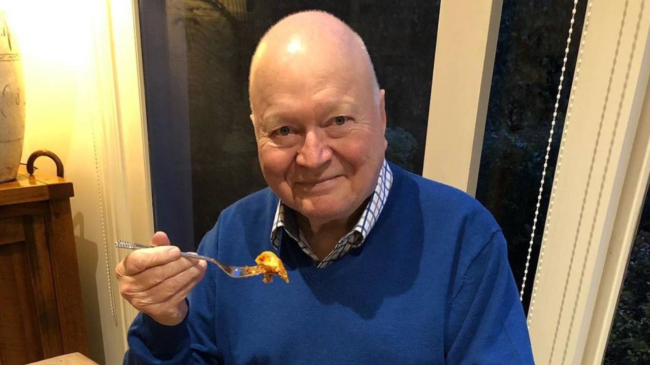 Fears for Bert Newton’s health after wife Patti shares photo from hospital