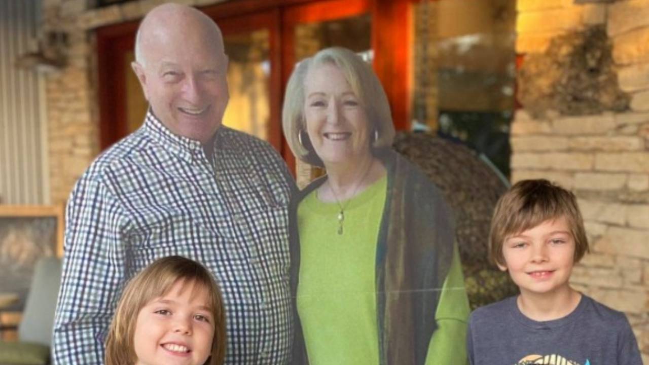 Grandparents' genius trick to "visit" family safely