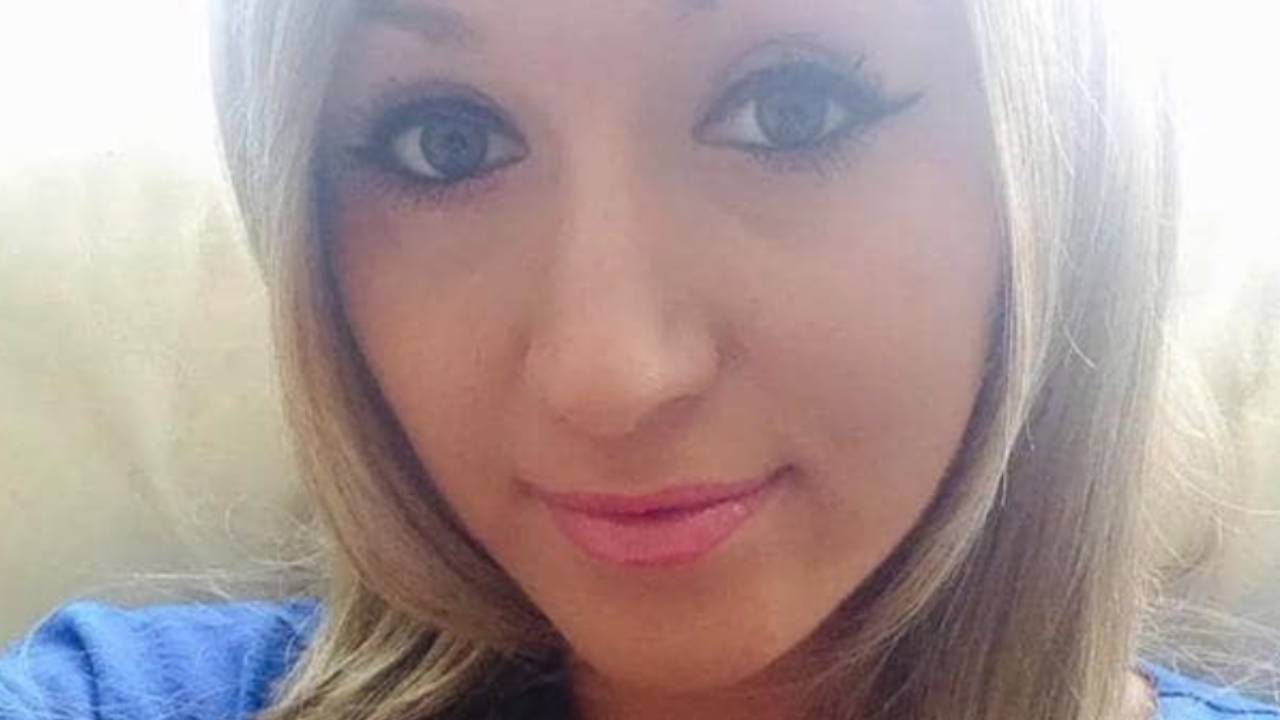 22-year-old dies of cervical cancer after GPs turned her away 15 times