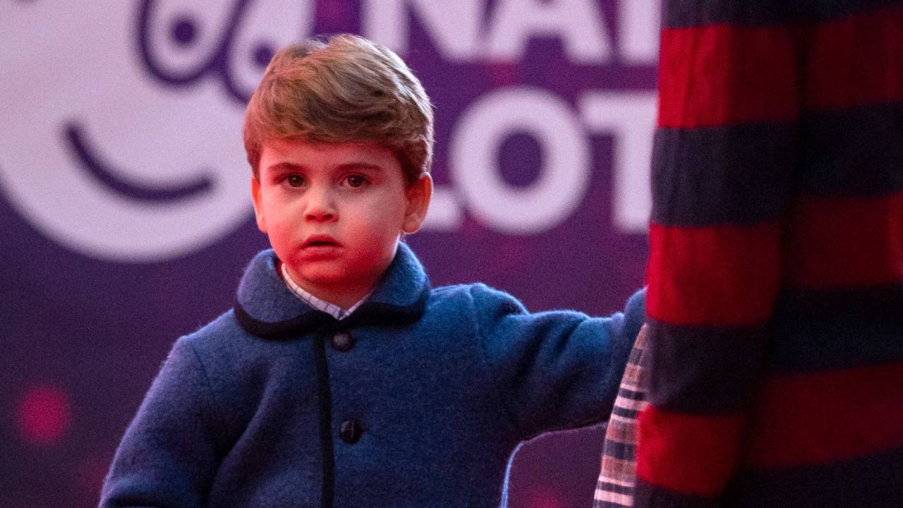 Prince Louis steals the show in leaked royal Christmas card