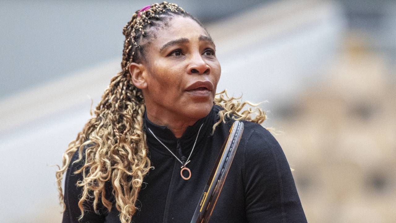 Billionaire launches scathing attack at Serena Williams over her weight