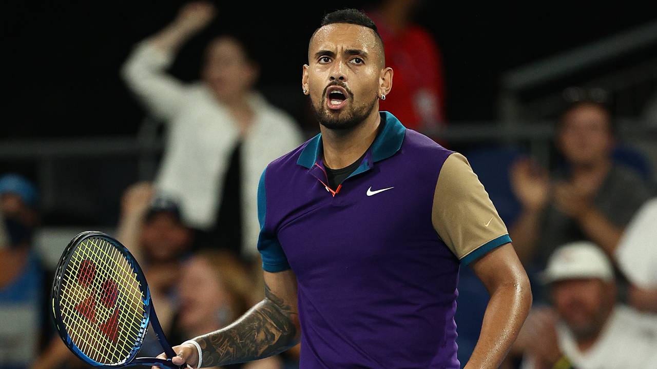 "It's ruining the game!": Kyrgios slams umpire about tennis tech