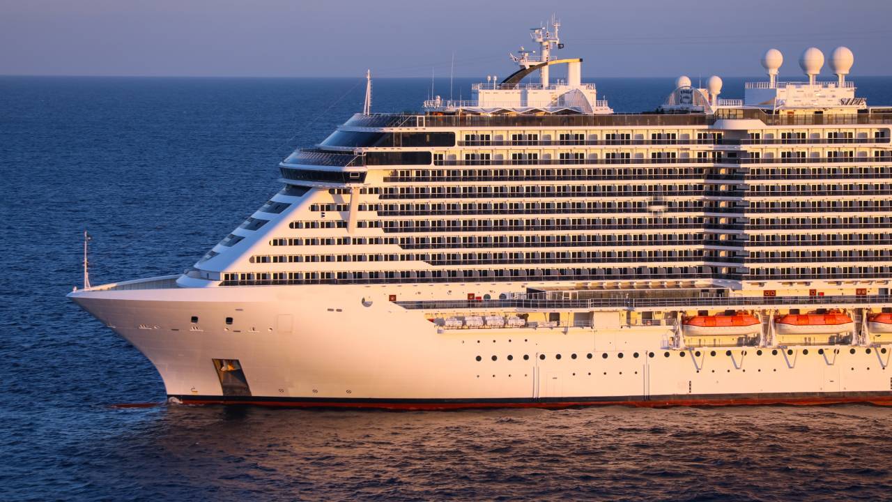 Man jailed for strangling partner with towel on cruise ship