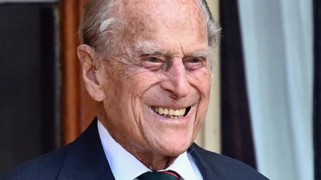 "Is there something we don't know?" SMH publishes Prince Philip obituary 