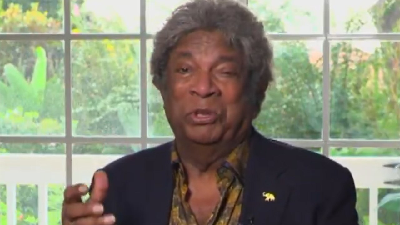 Music legend Kamahl opens up about "terrible" experience on Hey Hey It's Saturday