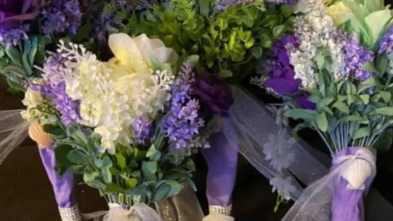 X-rated wedding bouquets go viral