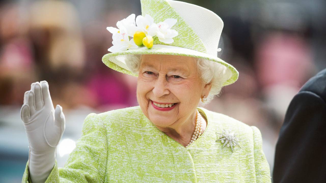 Queen Elizabeth makes first official appearance since Prince Philip’s funeral