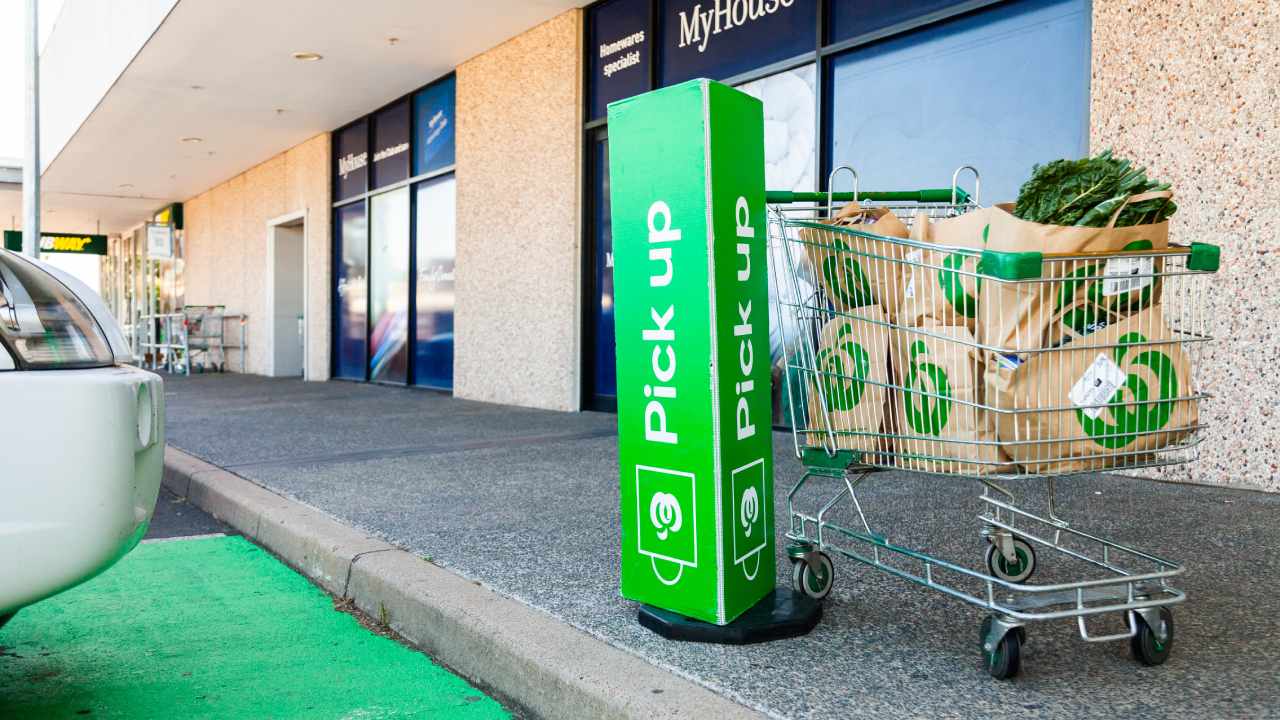 Woolies shoppers go wild over new trolley feature