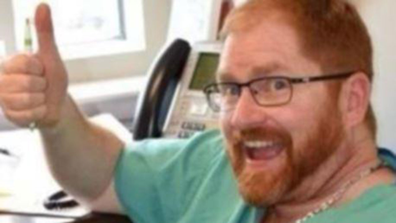 Cancer surgeon writes his own joke-filled obituary before dying