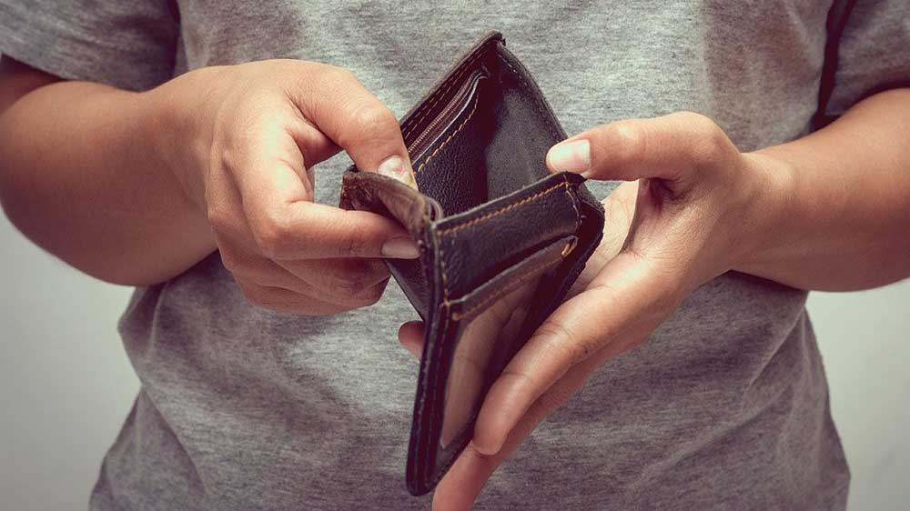 13 silly wastes of money you don’t even think about