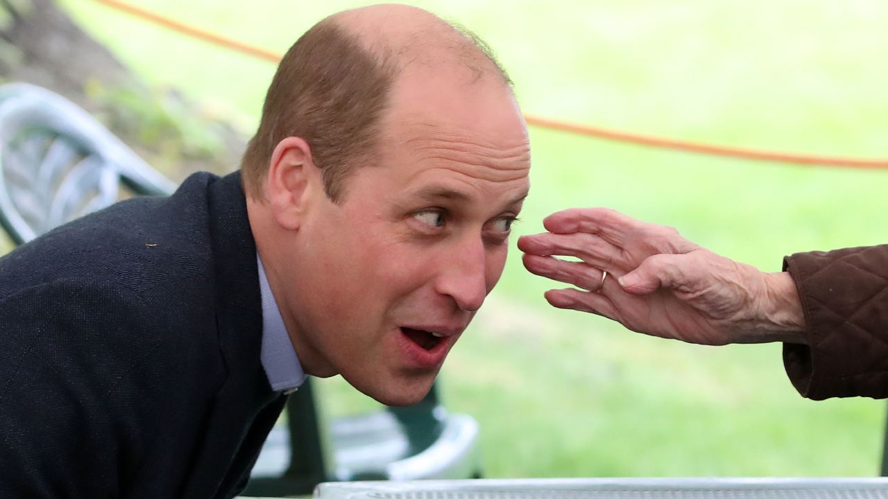 Prince William accused of “flirting” in Edinburgh with 96-year-old