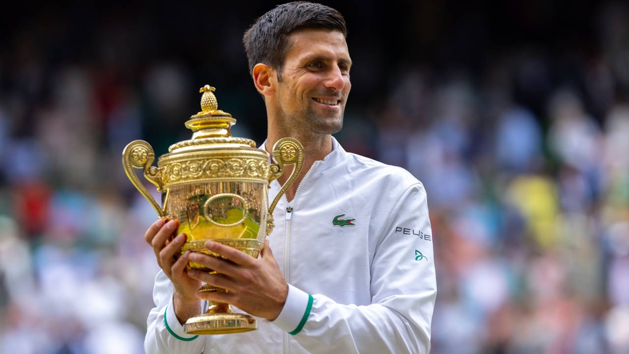 "How dare you": Novak Djokovic reacts to frosty reception at Wimbledon