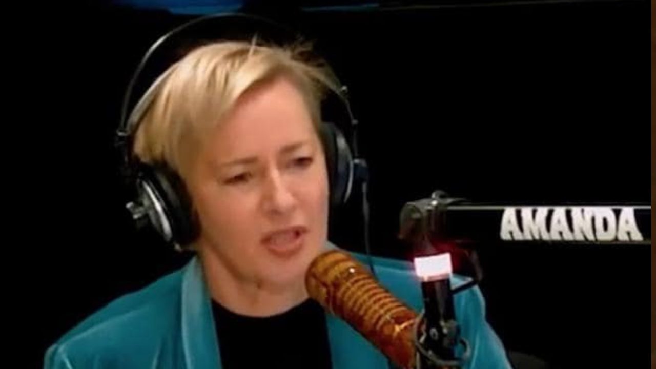 "Look after your neighbours": Amanda Keller breaks down on air