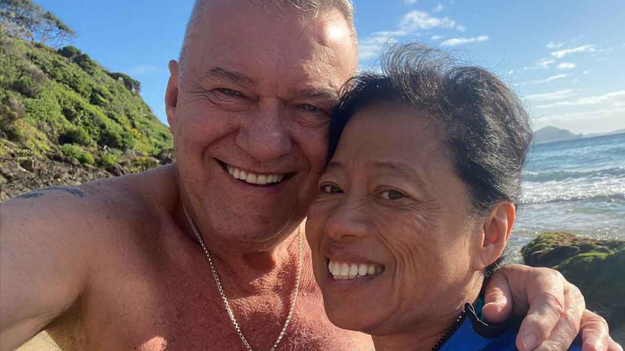 Jimmy Barnes lists ENORMOUS warehouse home