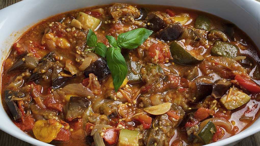 Top tips for delicious winter meals using a slow cooker