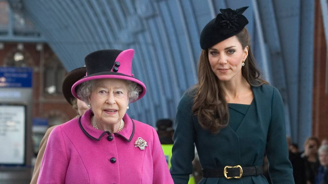 Kate Middleton admitted to the Queen her parenting struggles