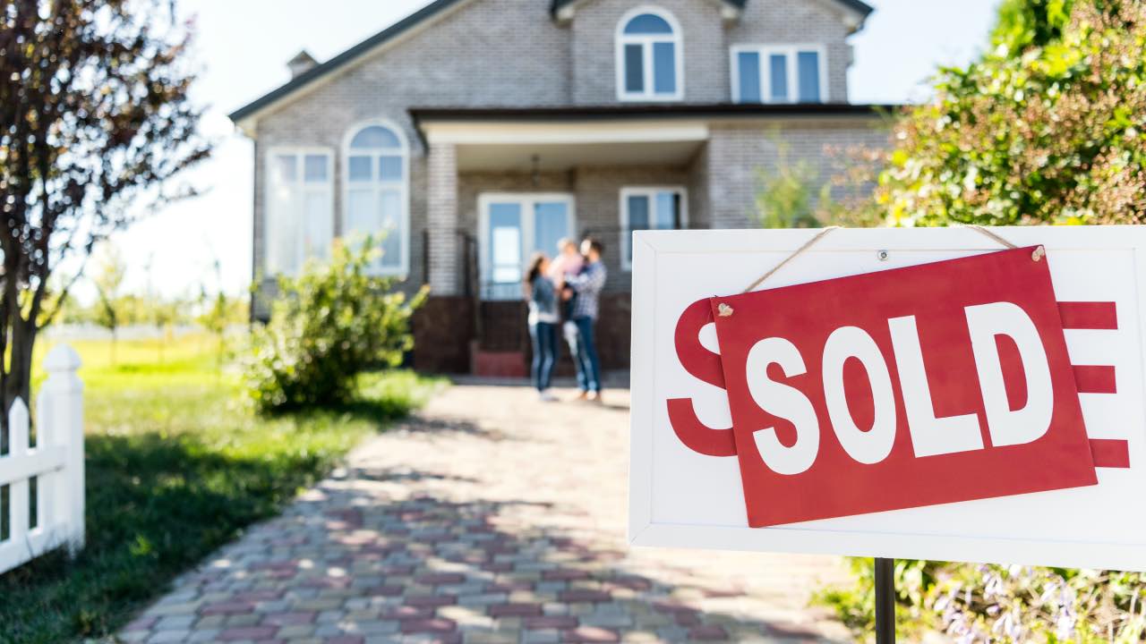 Landlord makes incredible gesture to tenant after selling house