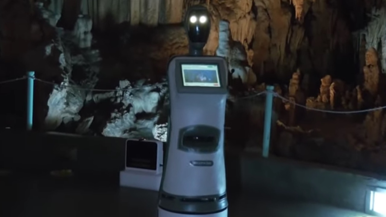 Caves in northern Greece are being showcased by a robot tour guide
