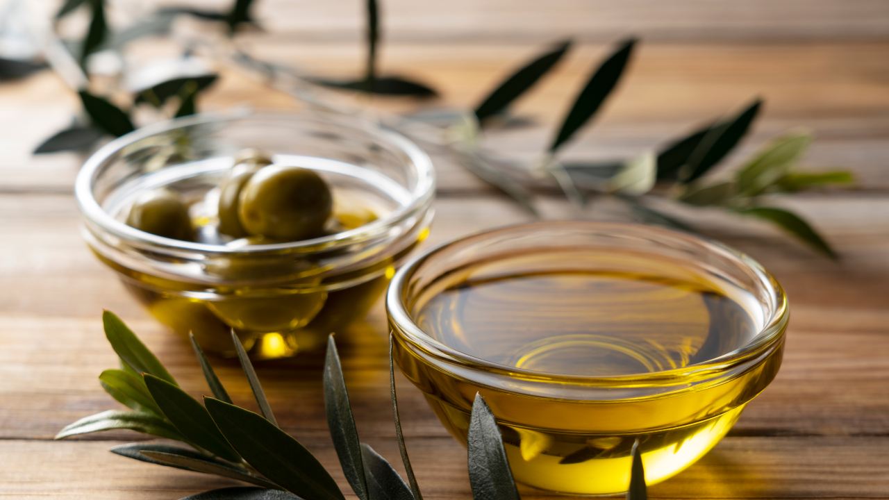 5 amazing health and beauty benefits of olive oil 