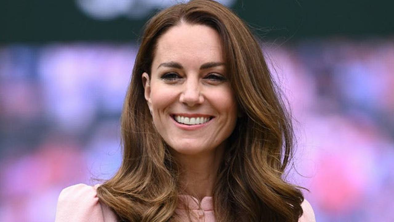Mystery shrouds royal family after Kate Middleton not seen for weeks