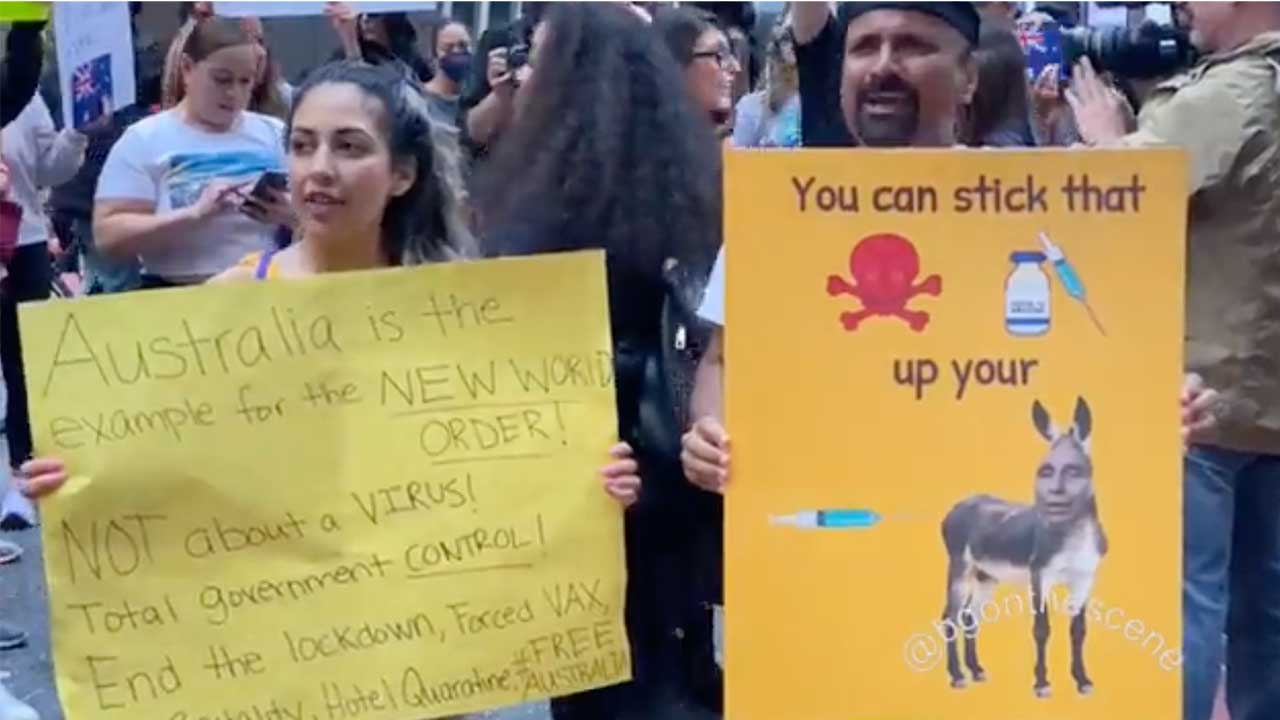 Anti-vaxxers in New York protest outside the Australian consulate