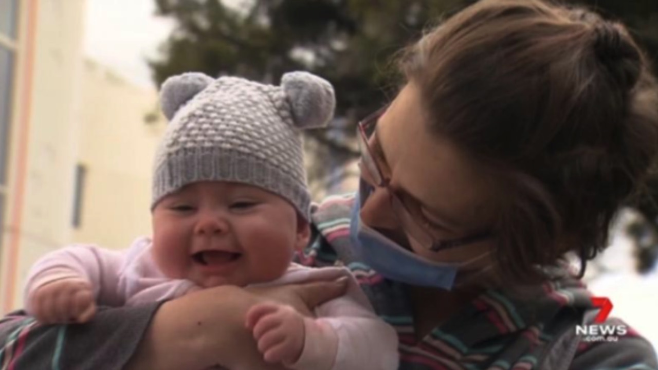 Mum saves baby’s life while on hold to triple zero