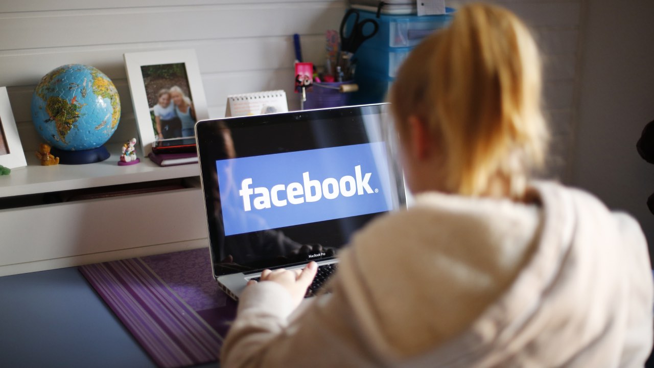 Facebook introduces new safety measures for kids