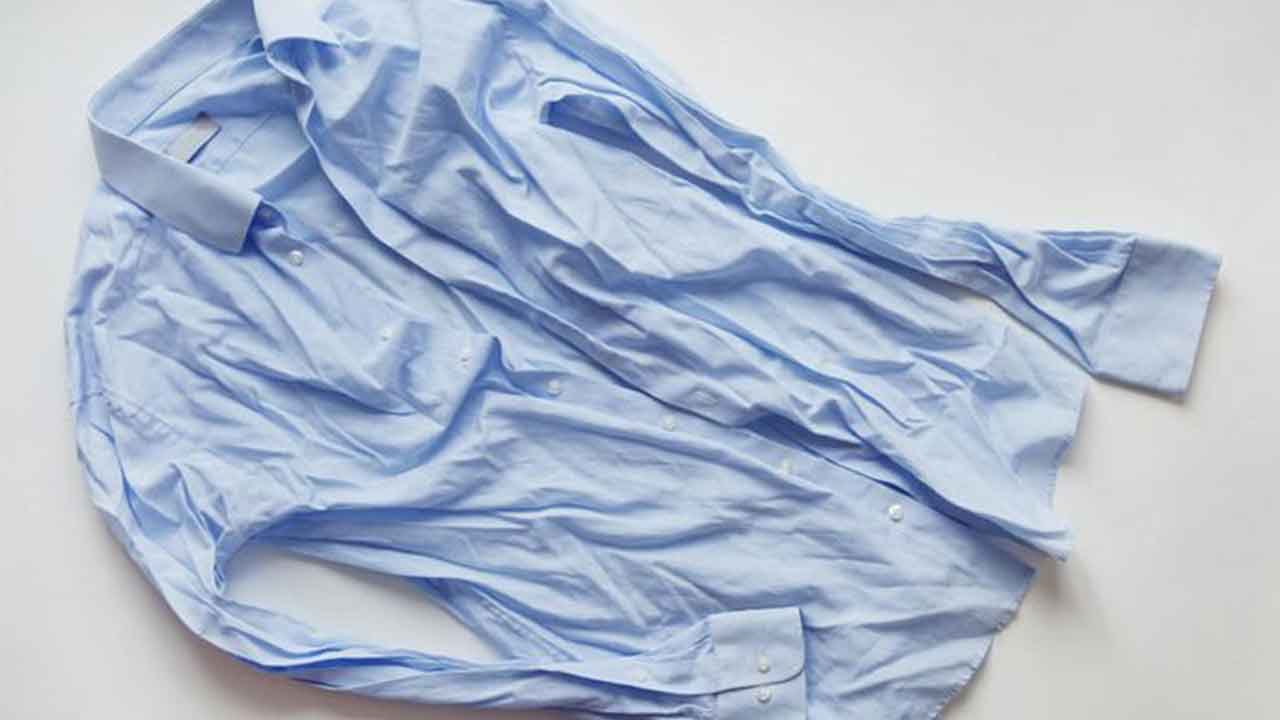9 ways to unwrinkle your clothes without an iron