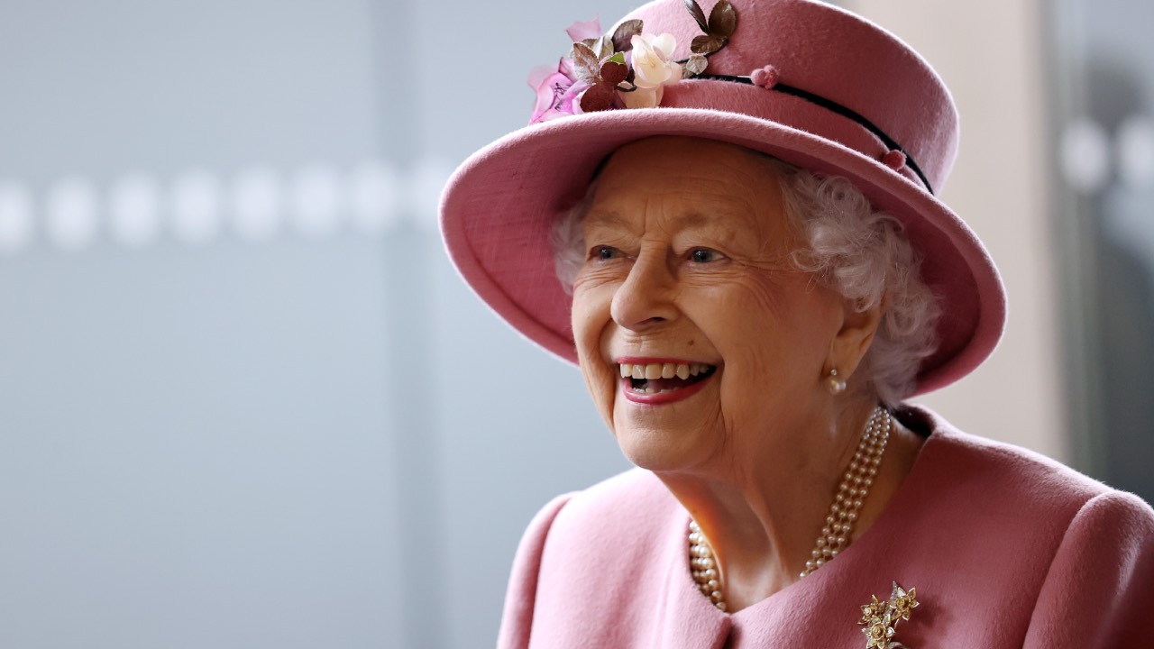 Queen Elizabeth declines Oldie of the Year Award