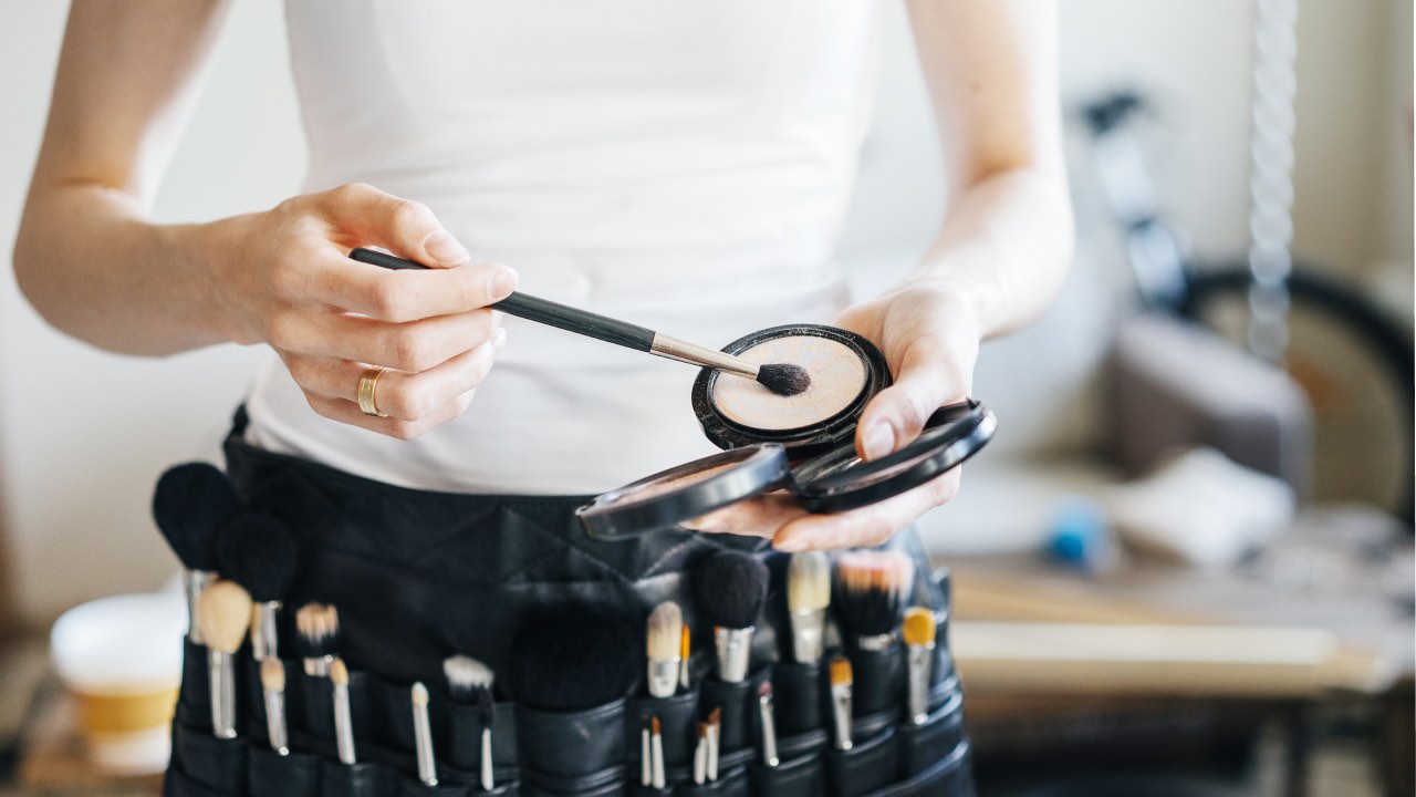 13 inexpensive beauty tricks only stylists know