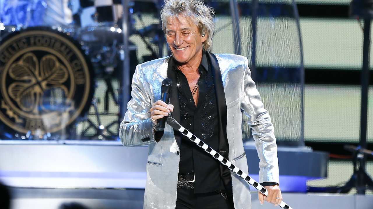  Rod Stewart slammed after Royal Variety Performance