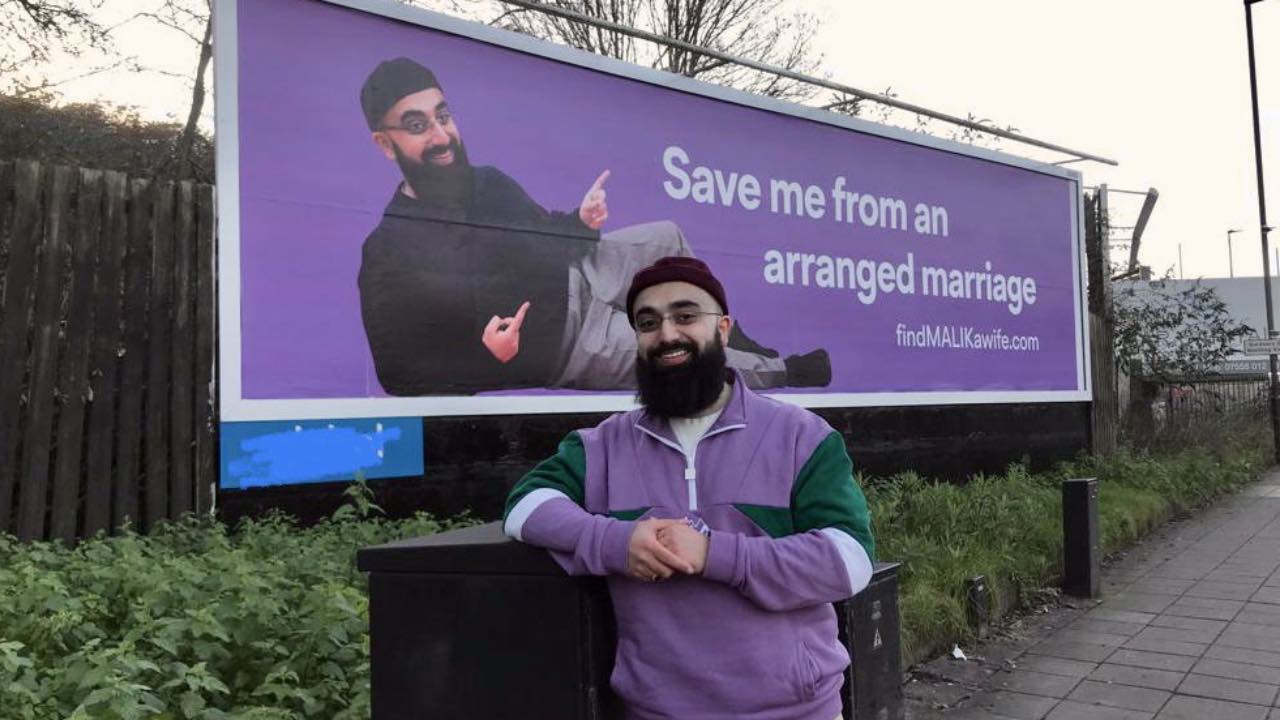 Muslim bachelor uses billboard ads to find a wife