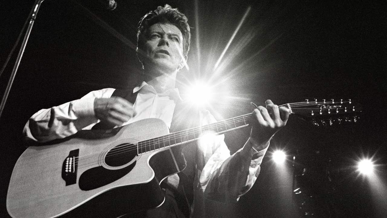 Warner Music buys David Bowie’s $250 million catalogue