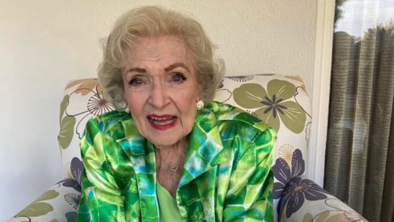 Betty White's 100th birthday honoured with unseen photo