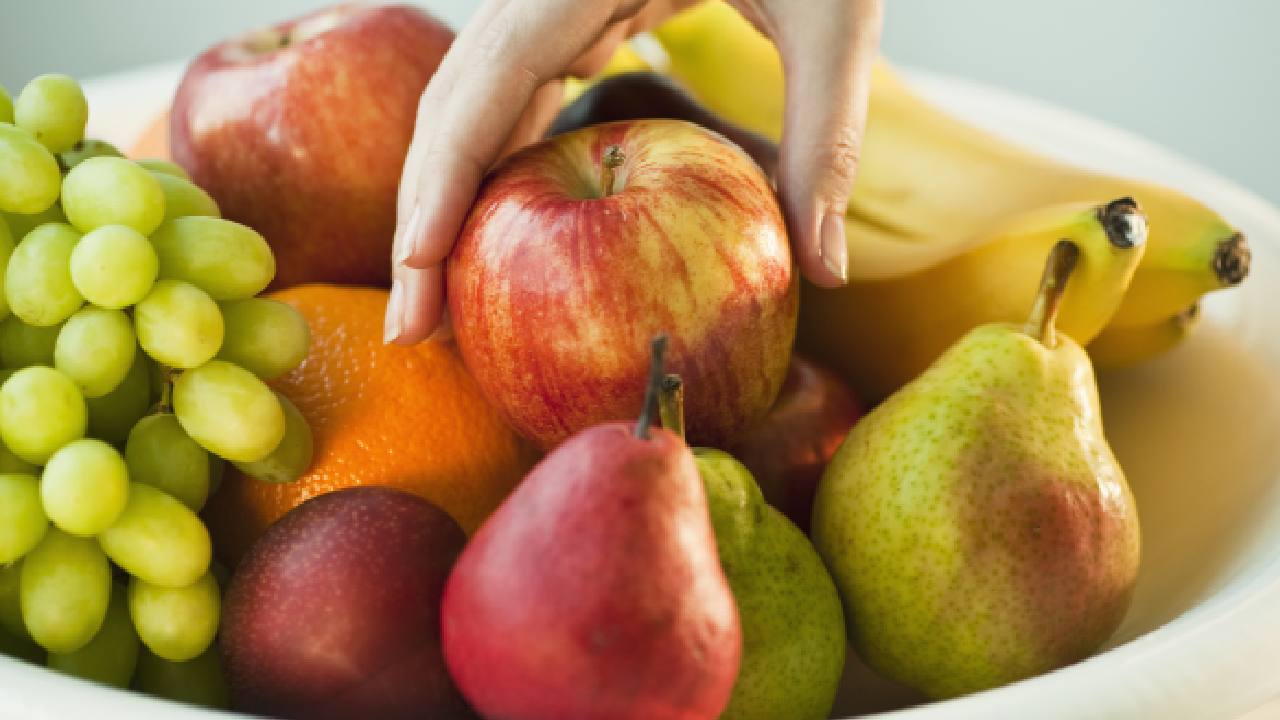 Should doctors prescribe fruit and vegetables? 