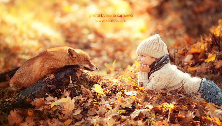 Amazing photos that capture the relationship between children and animals