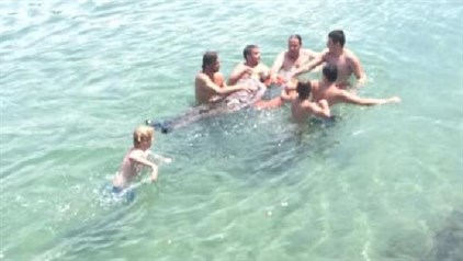 Brave Teens Save Man From Ferry